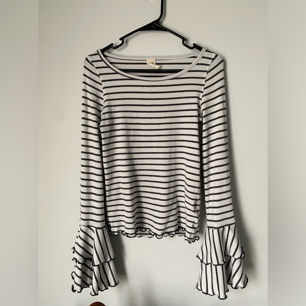 We the free | bell sleeve top | small